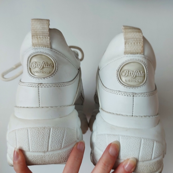 Buffalo London Platform Sneakers, size 8, EU 39 - Picture 5 of 8